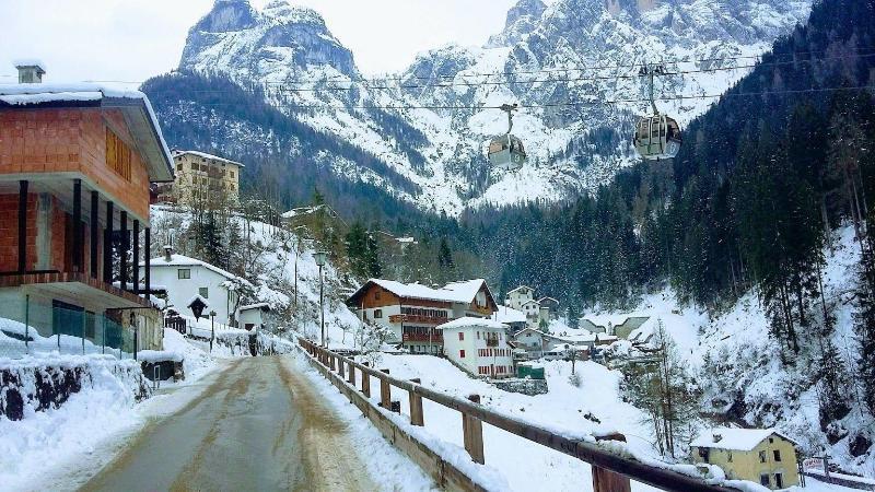 Hotel Alpenrose Alleghe Exteriör bild