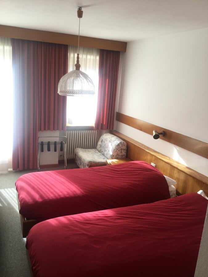 Hotel Alpenrose Alleghe Exteriör bild